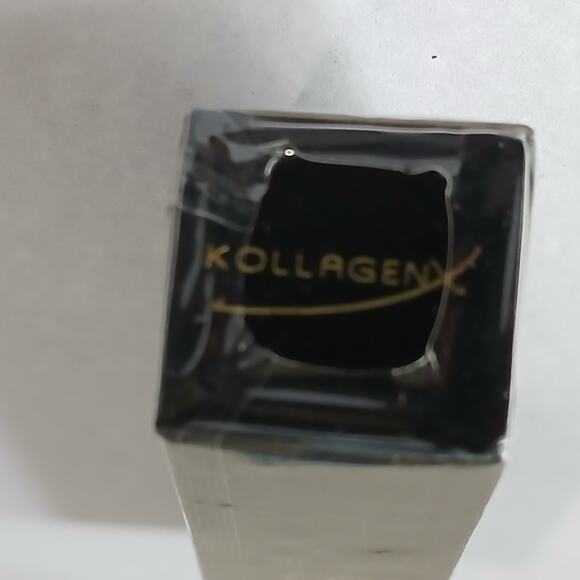 KollagenX Lip Gloss infused with 24kt gold, Vitamin E, and Collagen USA MADE - Picture 6 of 6
